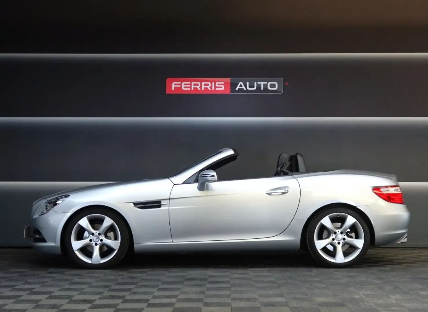 Mercedes-Benz SLK 200 BE Grau - 2