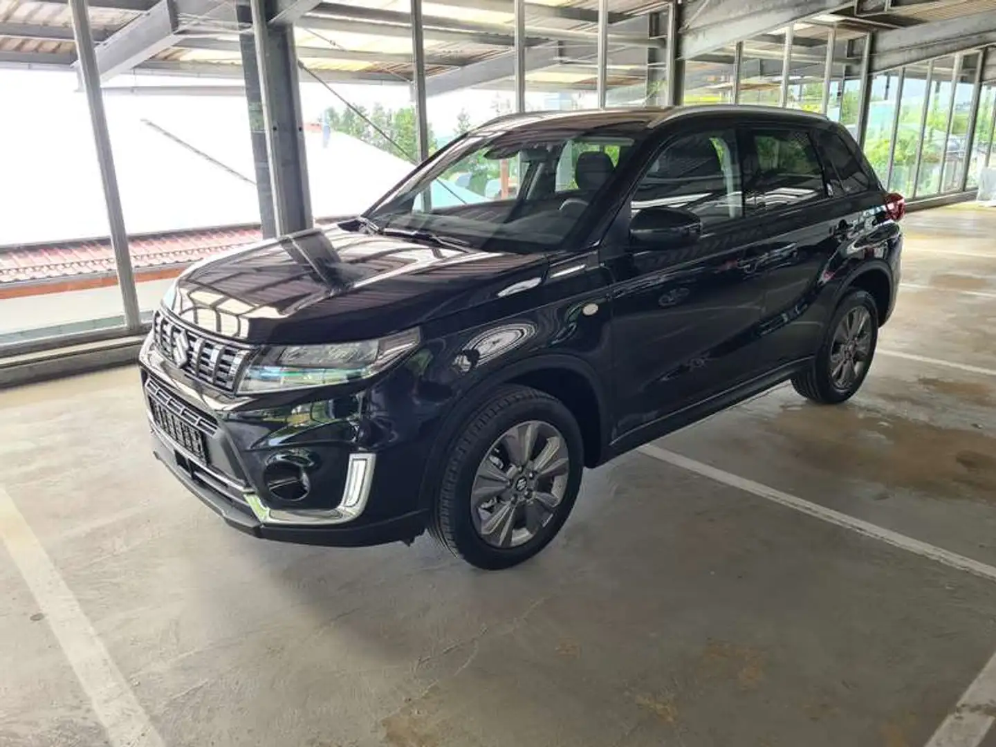Suzuki Vitara 1.4 Boosterjet Hybrid Comfort Schwarz - 2