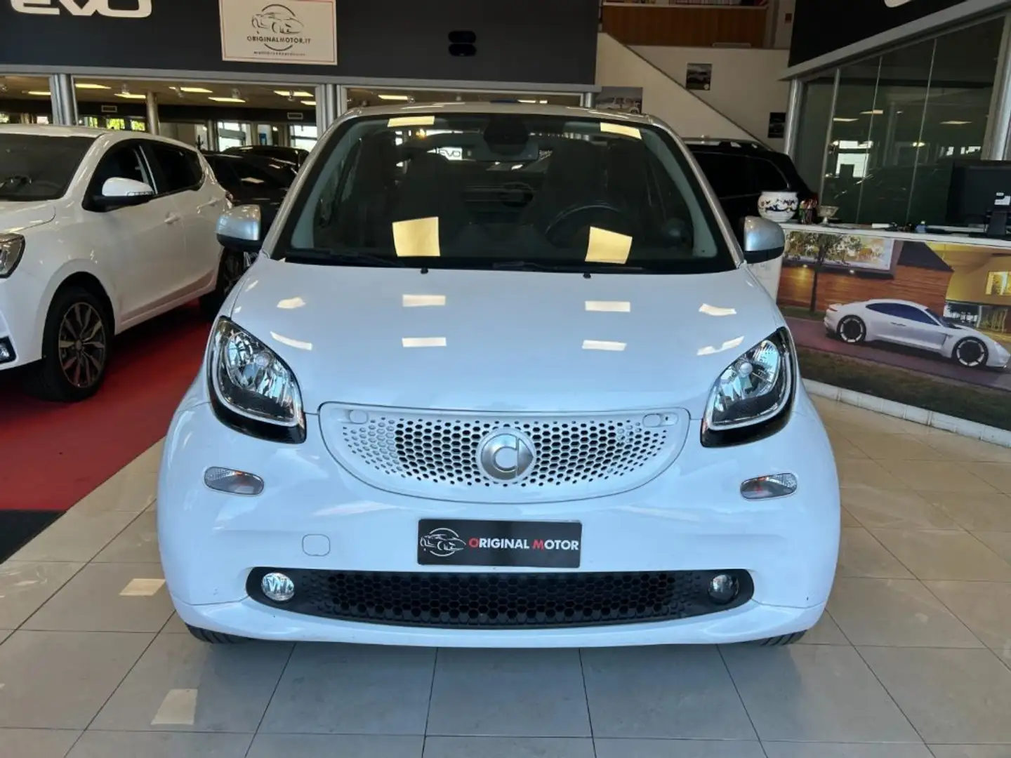 smart forTwo 70 1.0 twinamic cabrio Passion Bianco - 1
