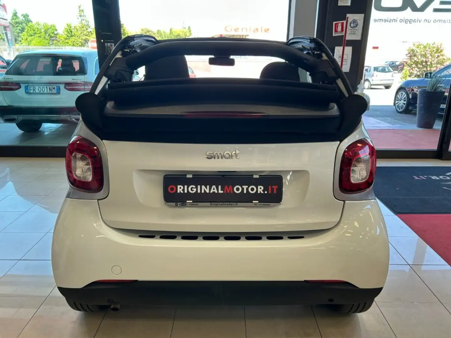 smart forTwo 70 1.0 twinamic cabrio Passion Bianco - 2