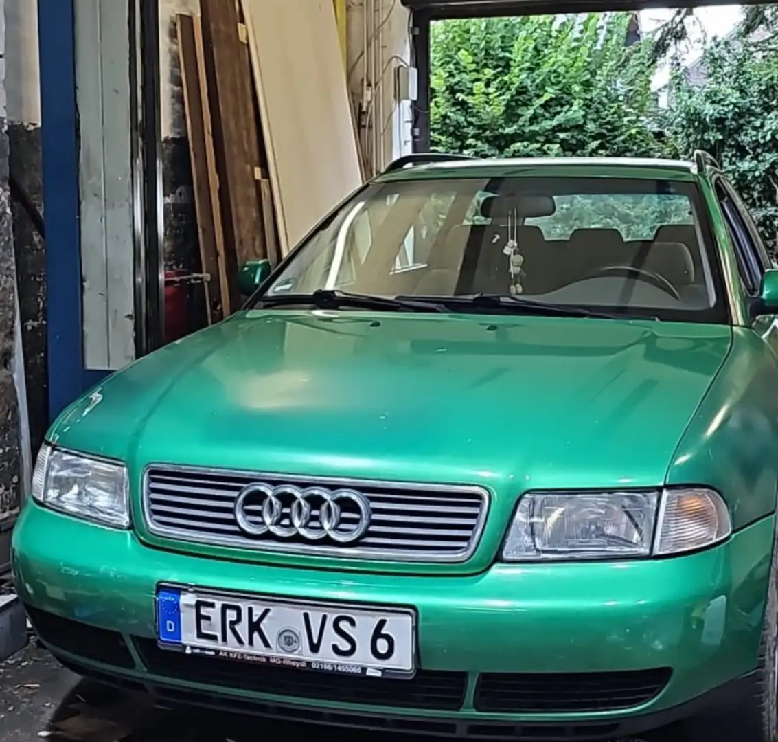 Audi A4 Avant 1.8 T kein tüv !!! an bastler - 2