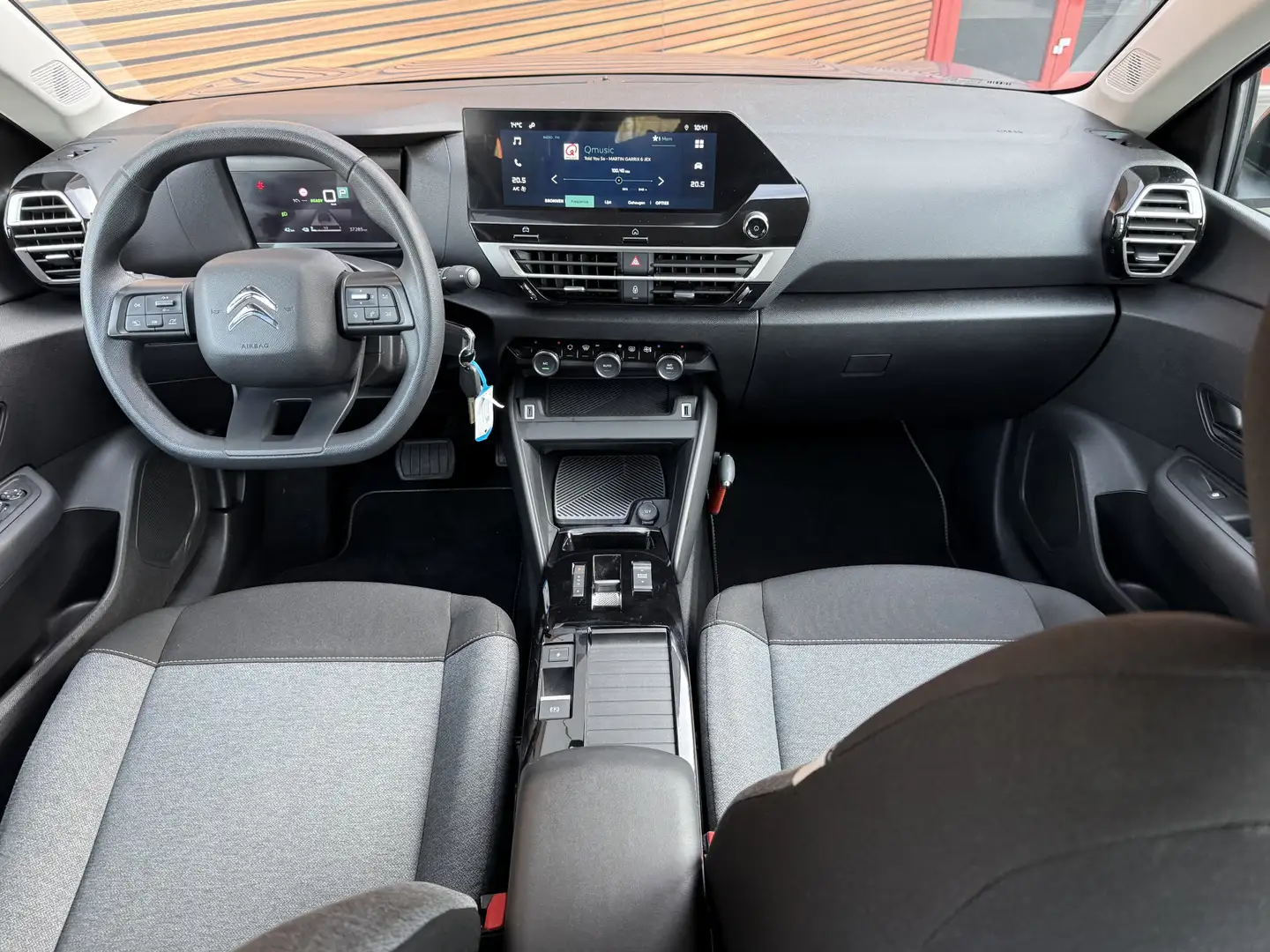 Citroen E-C4 Electric 50 kWh Pdc / Carplay / Cruise / DAB Grijs - 2