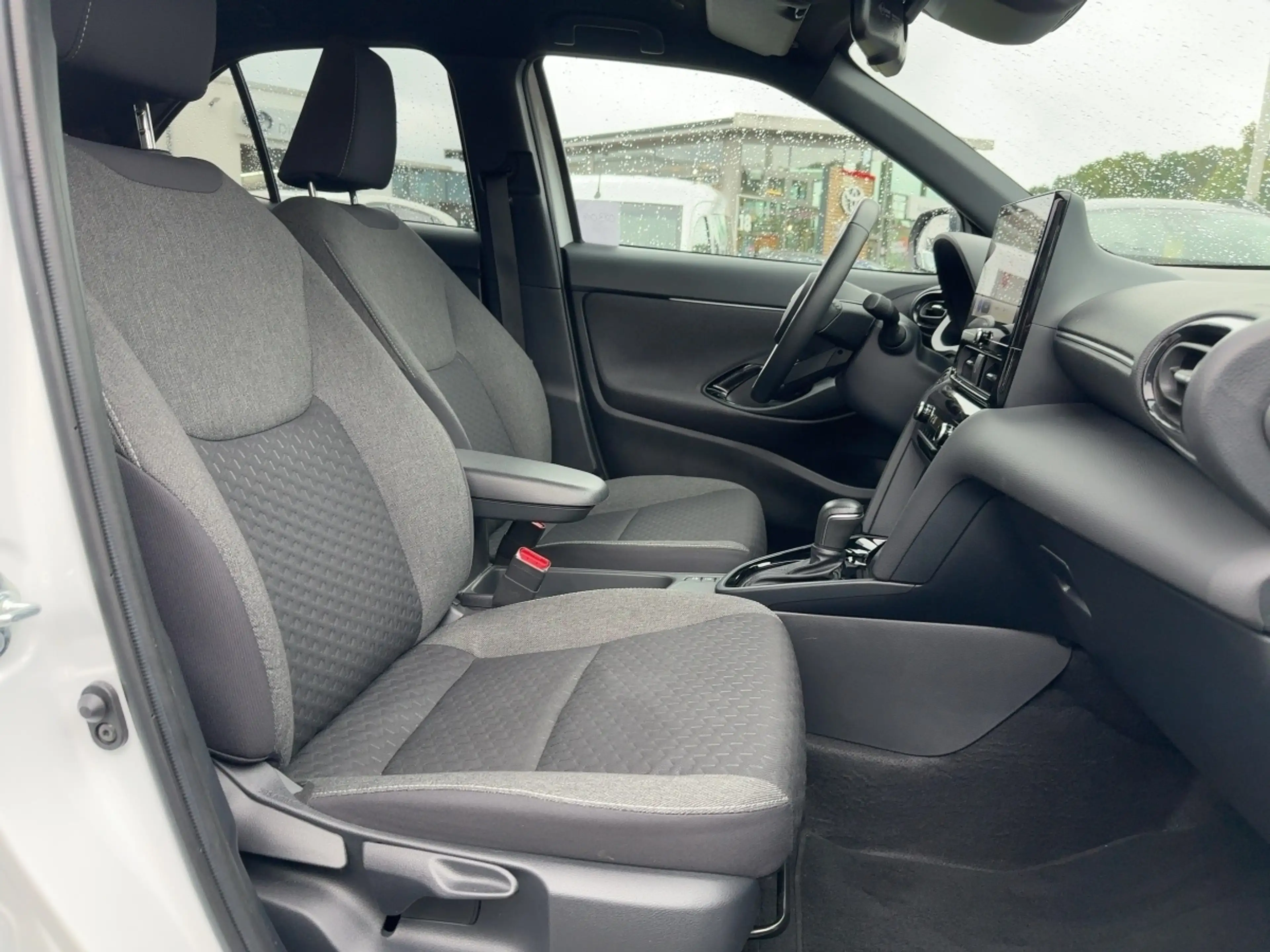 Toyota Yaris Cross 1.5 VVT-iE Hybrid Teamplayer*SHZ*LRHZ* — photo 11