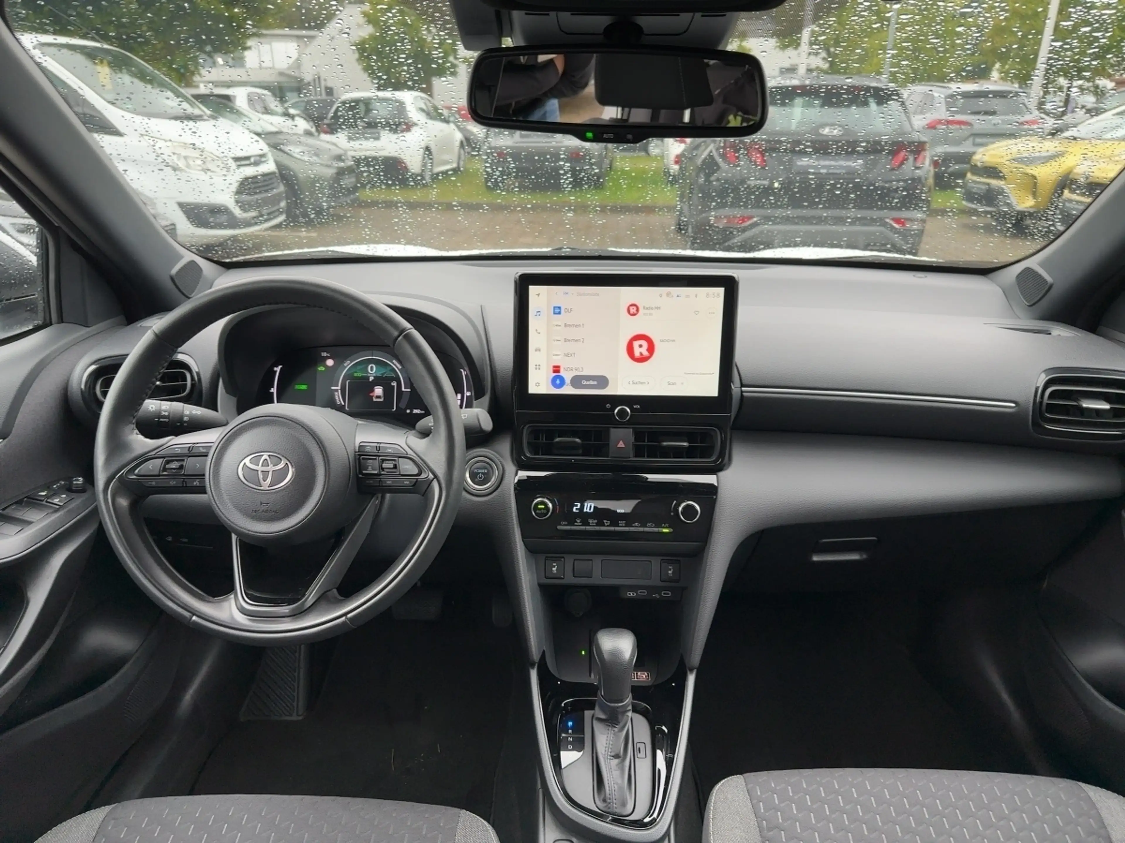 Toyota Yaris Cross 1.5 VVT-iE Hybrid Teamplayer*SHZ*LRHZ* — photo 8