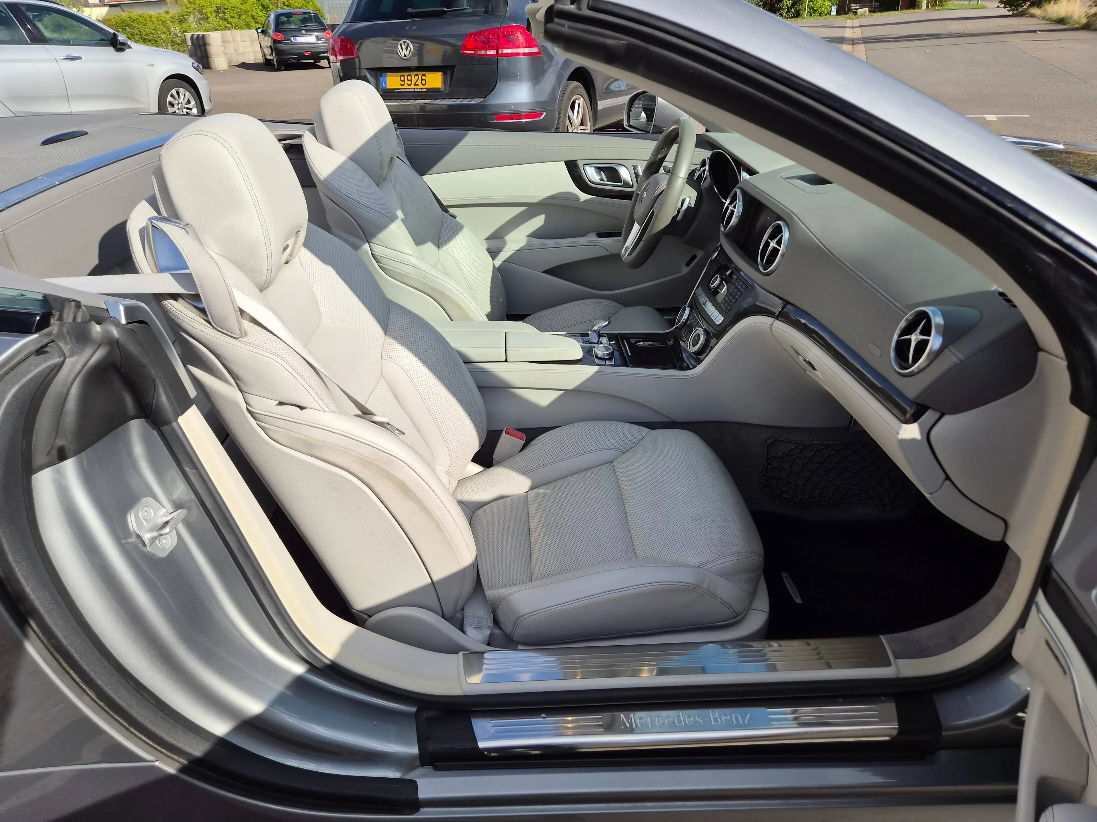 Mercedes-Benz SL 400 SL400 H&K Pano Sitzlüftung Led — photo 11