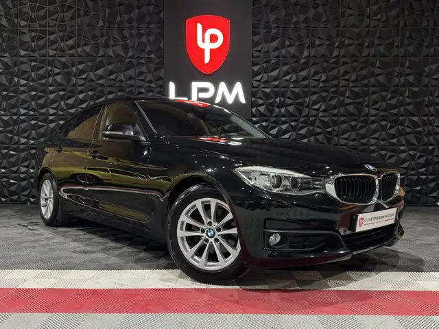 2015 BMW 3 Series in Black for sale