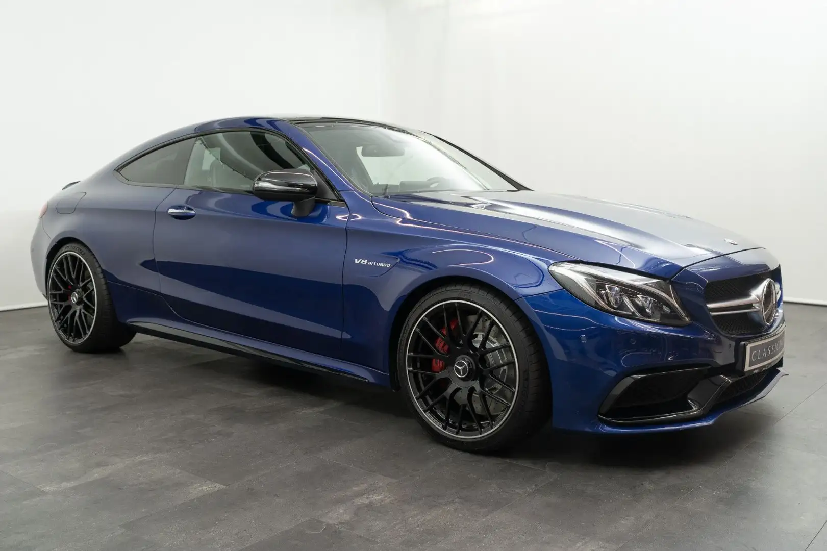Mercedes-Benz C 63 AMG S Coupé Blau - 2