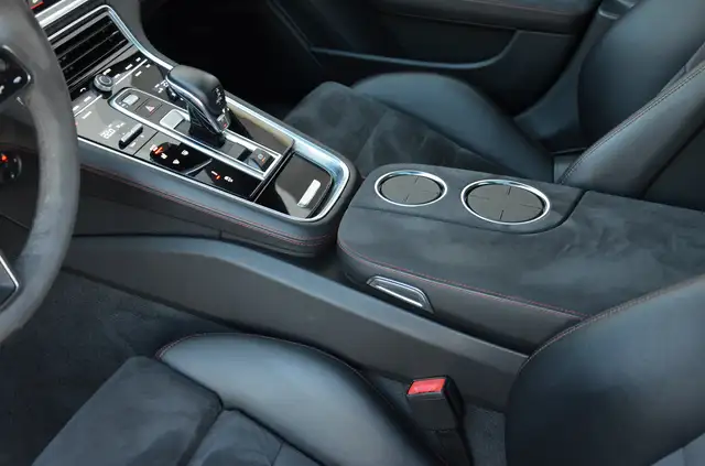 Porsche Panamera GTS 4.0 V8 ST | Pano | Head-Up | BOSE | HA-Lenkung Ansicht 30