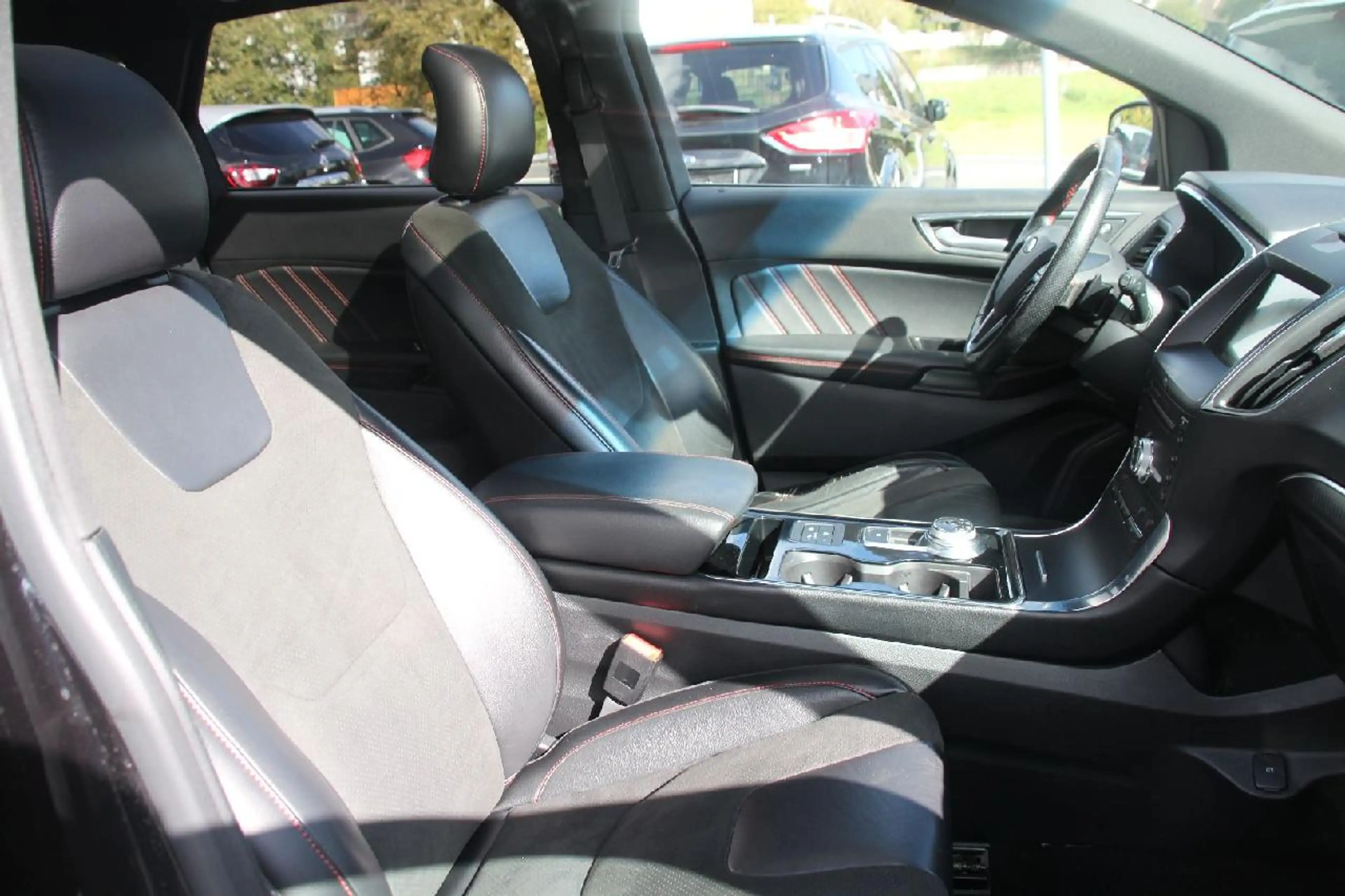 Ford Edge ST-Line 4x4+LED+KLIMA+NAVI+SHZ+PANO+LMF+ — photo 10