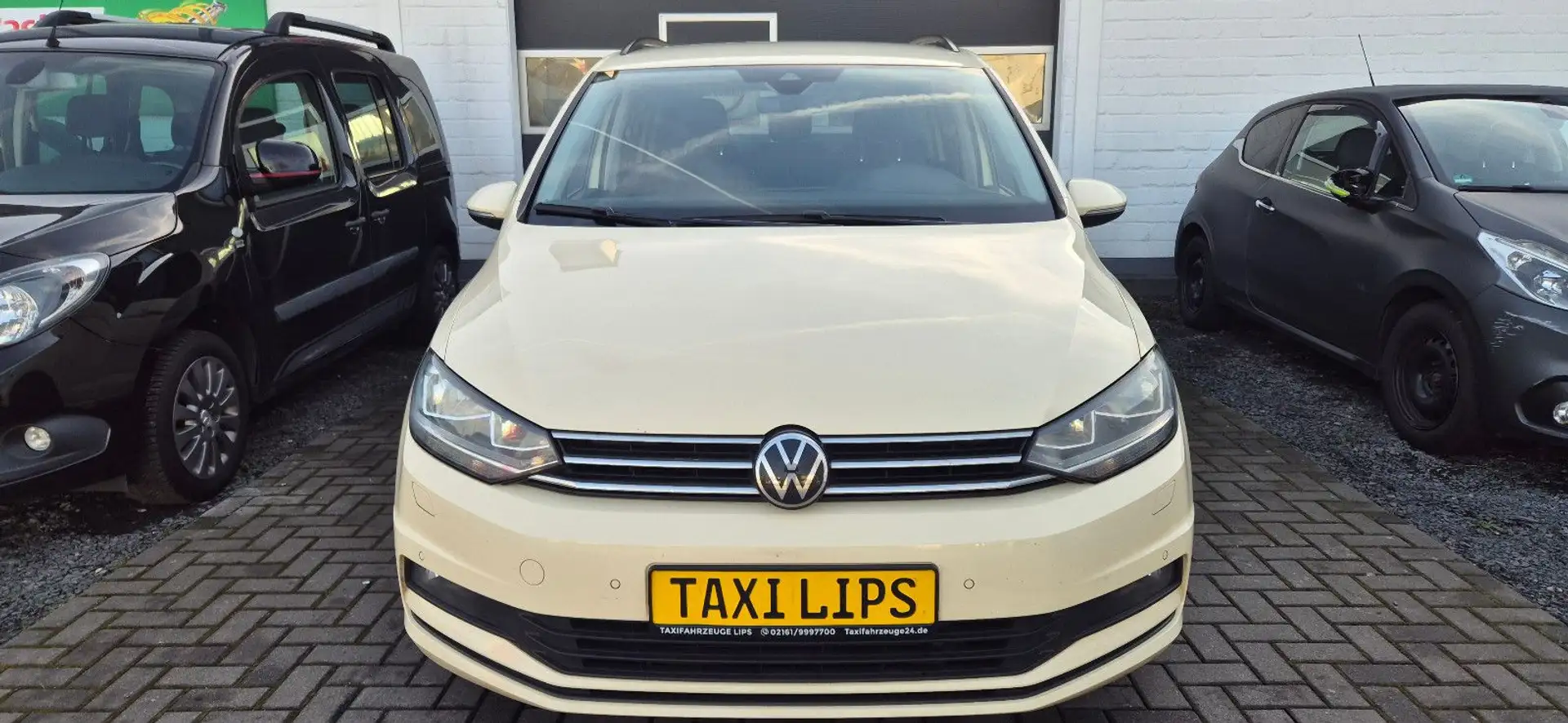 Volkswagen Touran 2.0 TDI DSG 7.SITZER - TAXI - PDC - KLIMA - 1