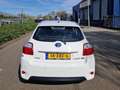 Toyota Auris 1.8 Full Hybrid Exe. White - thumbnail 4