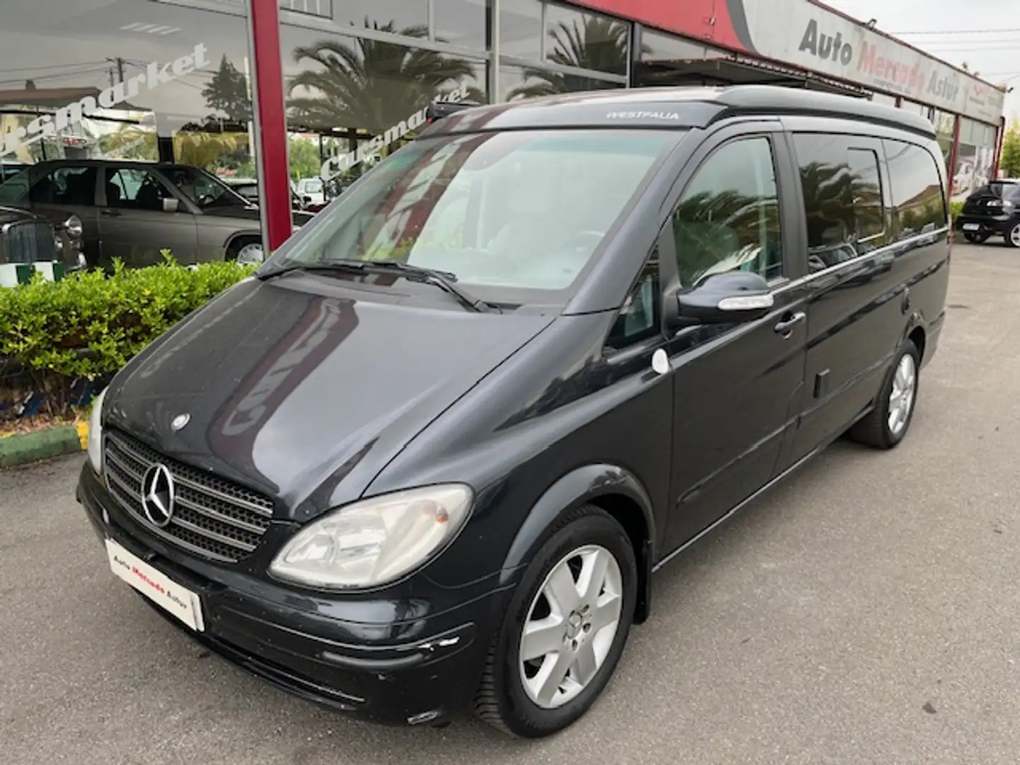 Mercedes-Benz Viano 2.2CDI Marco Polo Noir - 1