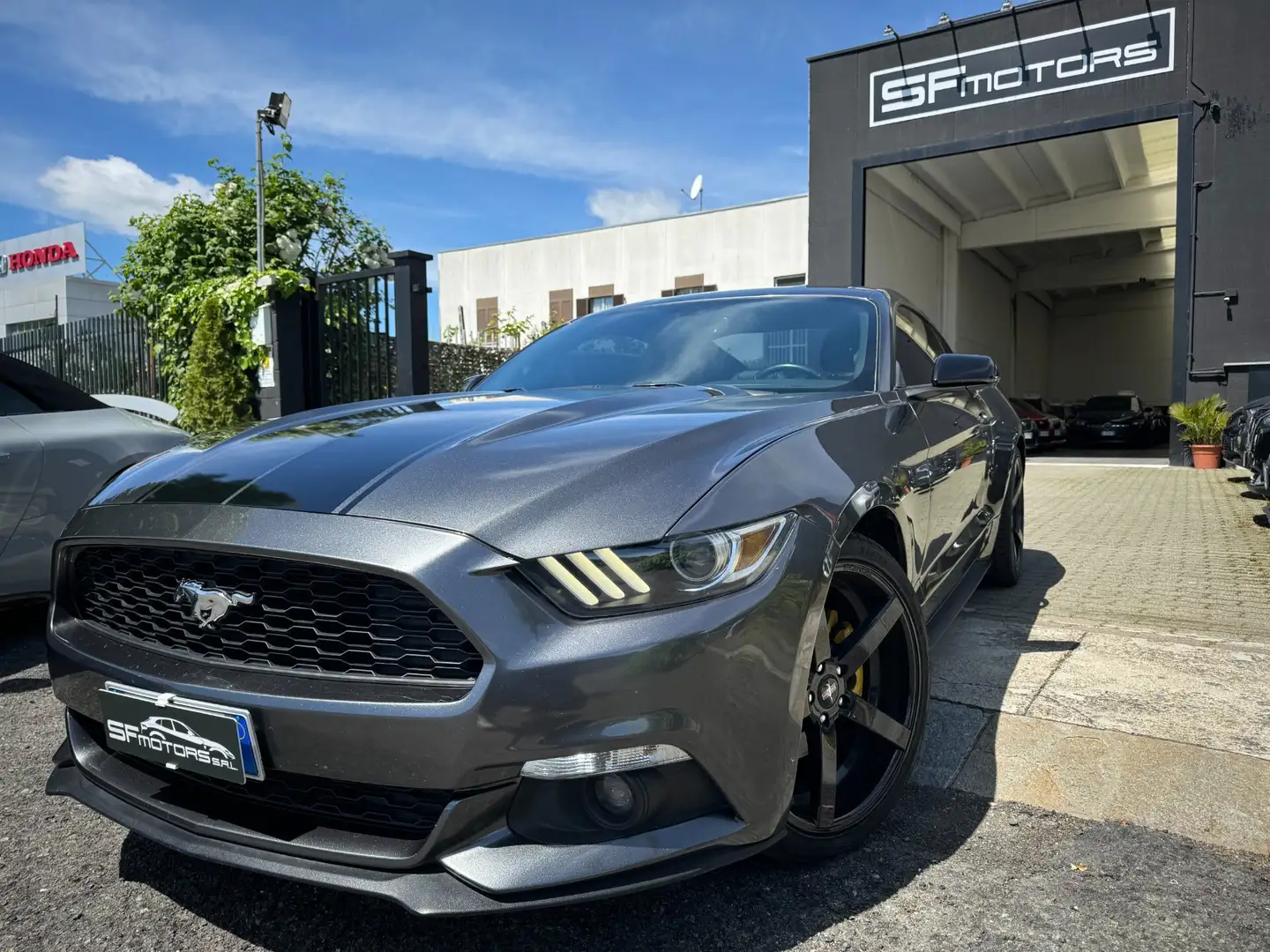 Ford Mustang Fastback 2.3 EcoBoost aut. Grigio - 2