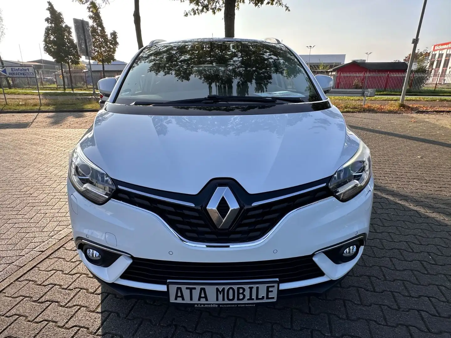 Renault Scenic IV Grand Intens,NAVI,AHK,SCHECKHEFT Wit - 2