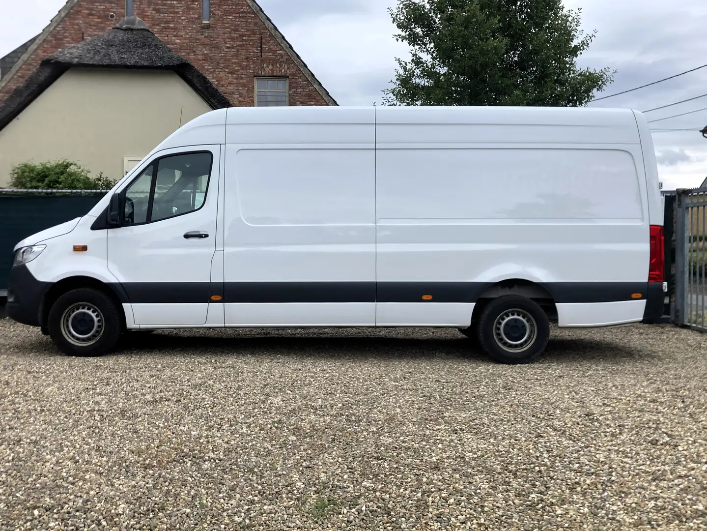 Mercedes-Benz Sprinter 317 CDI 26.750€ + BTW / L3H2 / Camera / Navi Wit - 2