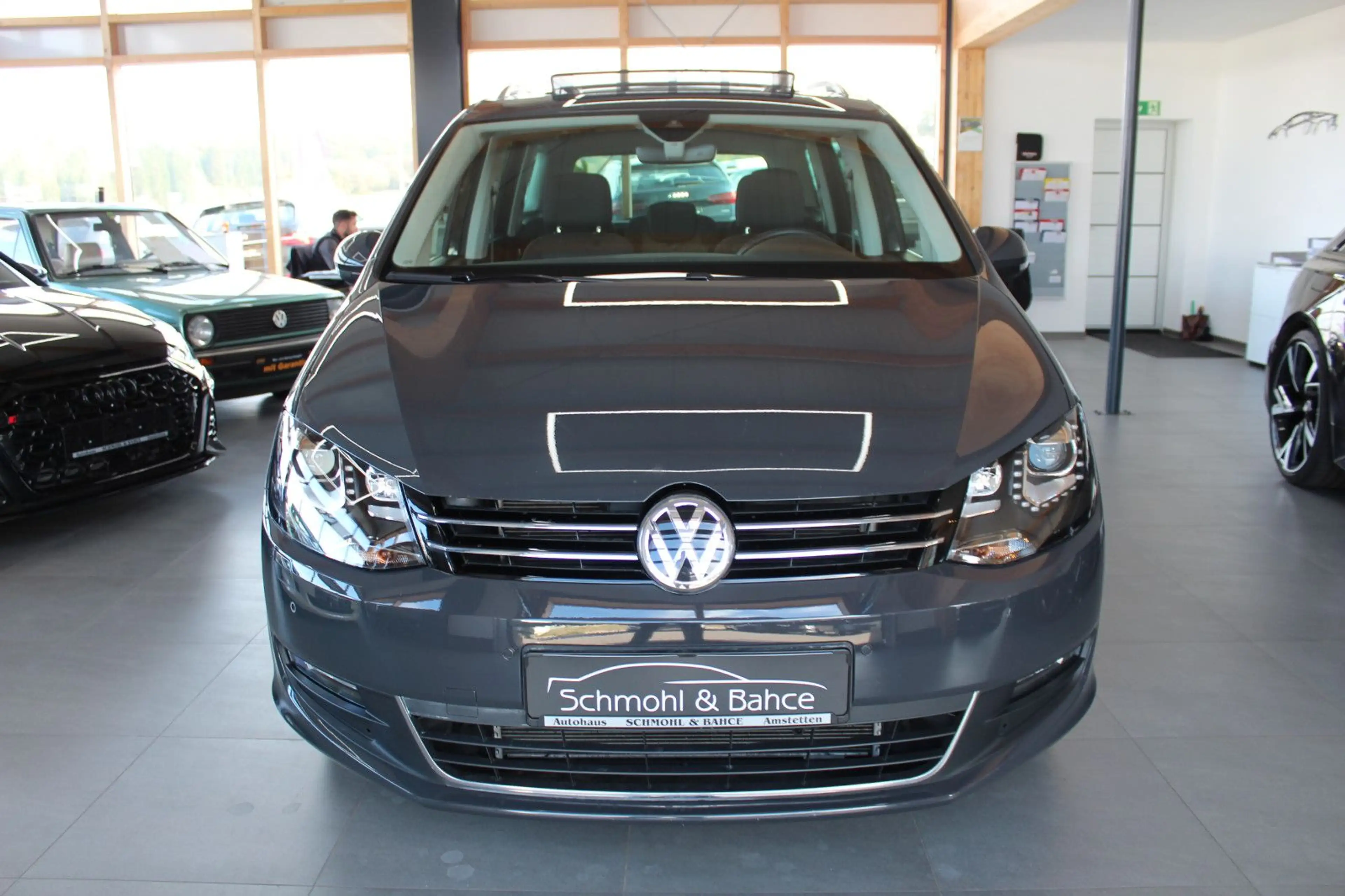 Volkswagen Sharan 1.4 TSI Active*NAVI*XENON*PANO*1.HAND* — photo 2