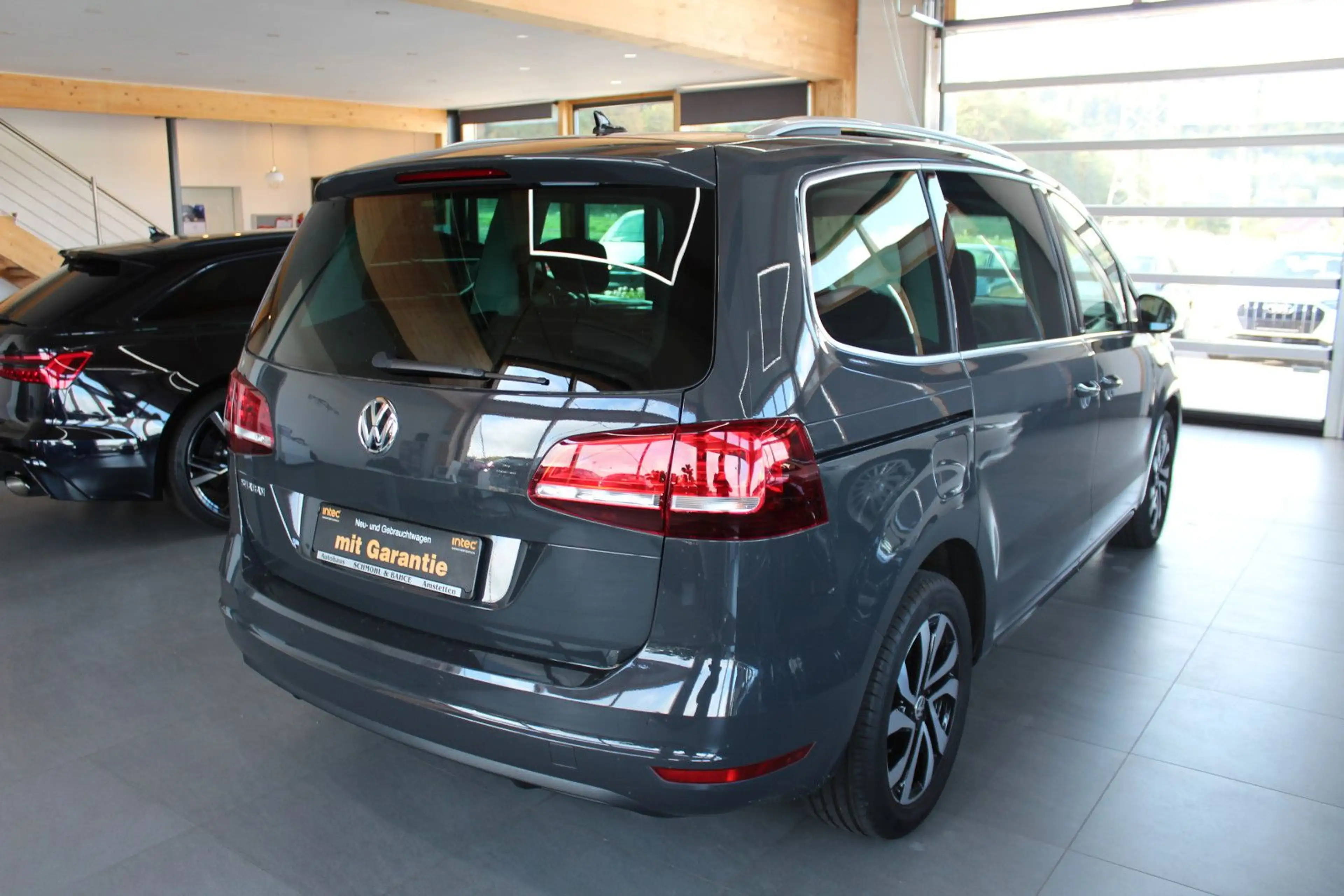 Volkswagen Sharan 1.4 TSI Active*NAVI*XENON*PANO*1.HAND* — photo 4
