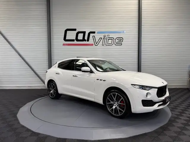 Maserati Levante main image