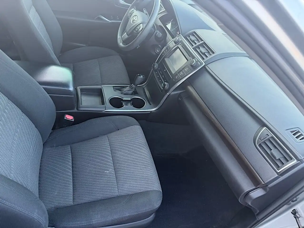 Toyota Camry снимка Toyota Camry
