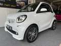 smart forTwo BRABUS Xclusive 109/ 122 PS Navi Kamera 1 Hand Weiß - thumbnail 5