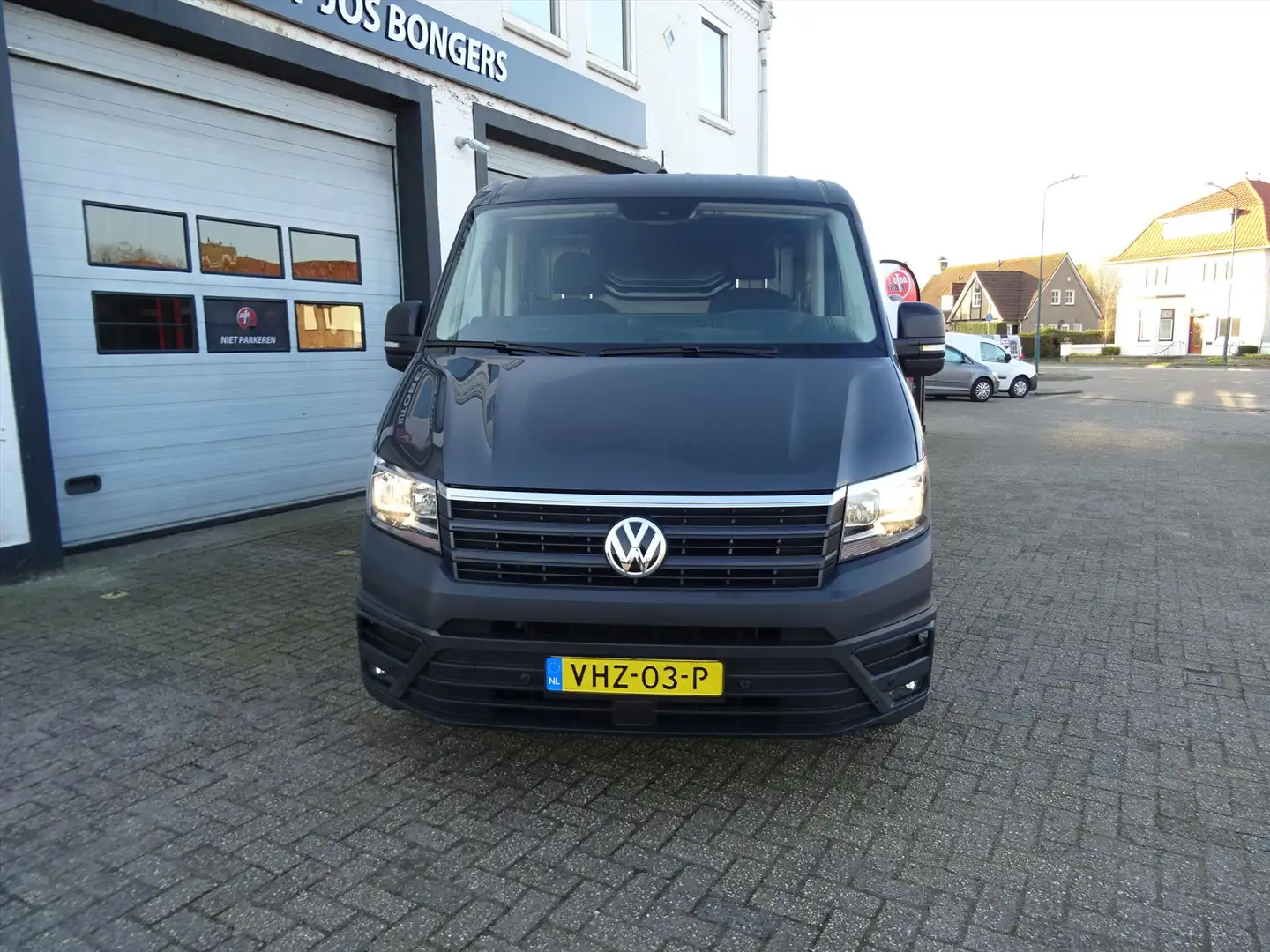 Volkswagen Crafter GB 2.0 TDI 140pk L2 364/3500 HIGH-LINE Grijs - 1