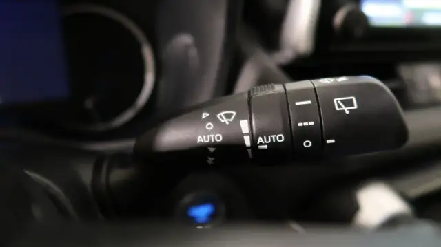 Toyota RAV4 view 30