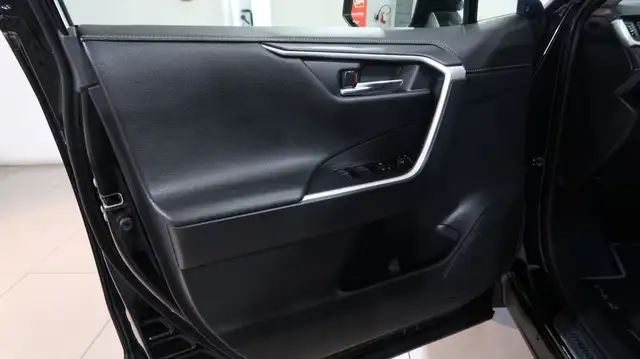 Toyota RAV4 view 24