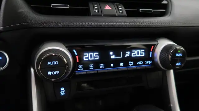 Toyota RAV4 view 20