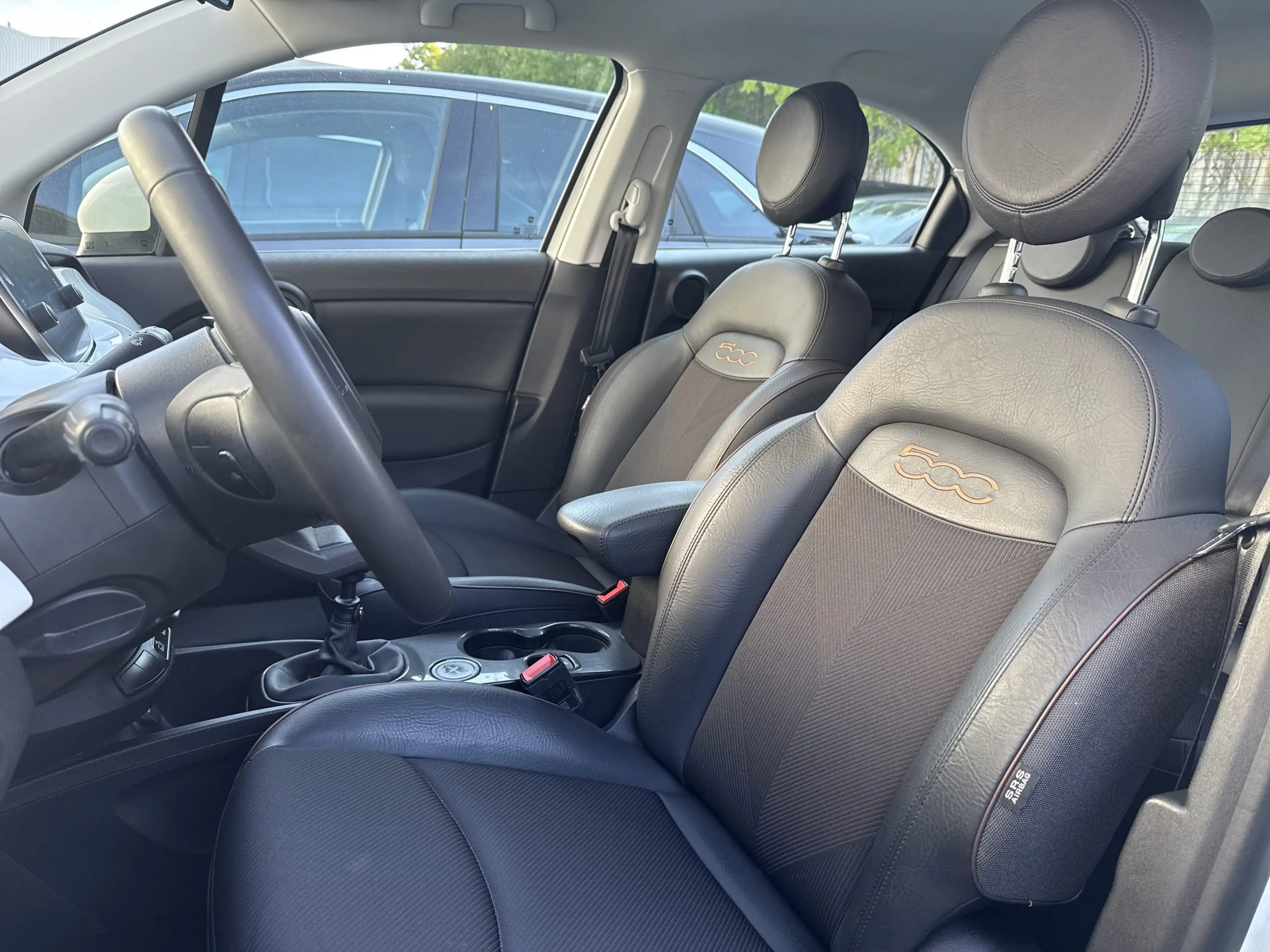 Fiat 500X 1.0 GSE Lounge Navi+2xKlima+KlimaA+LM+PDC — photo 8