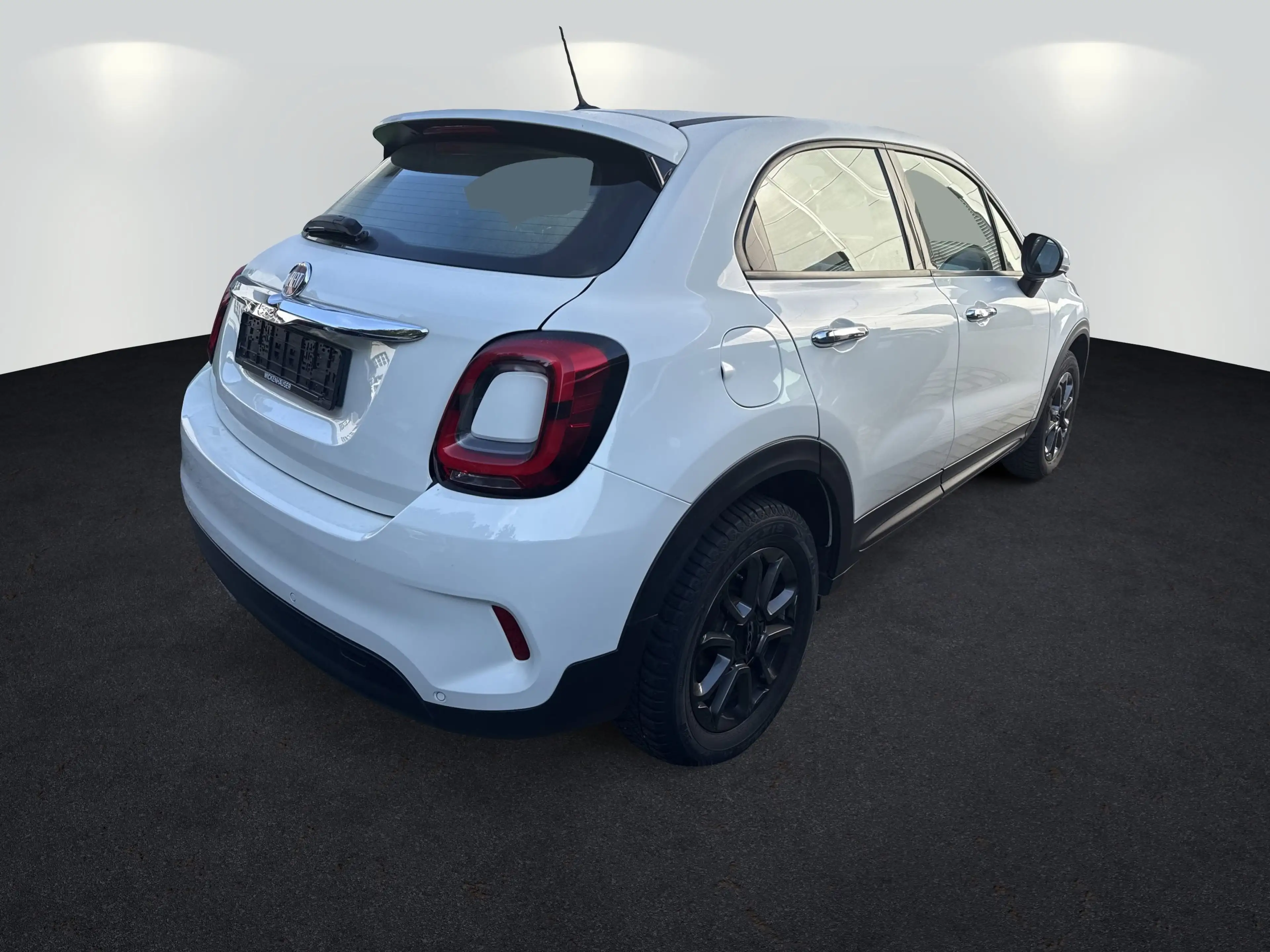 Fiat 500X 1.0 GSE Lounge Navi+2xKlima+KlimaA+LM+PDC — photo 4
