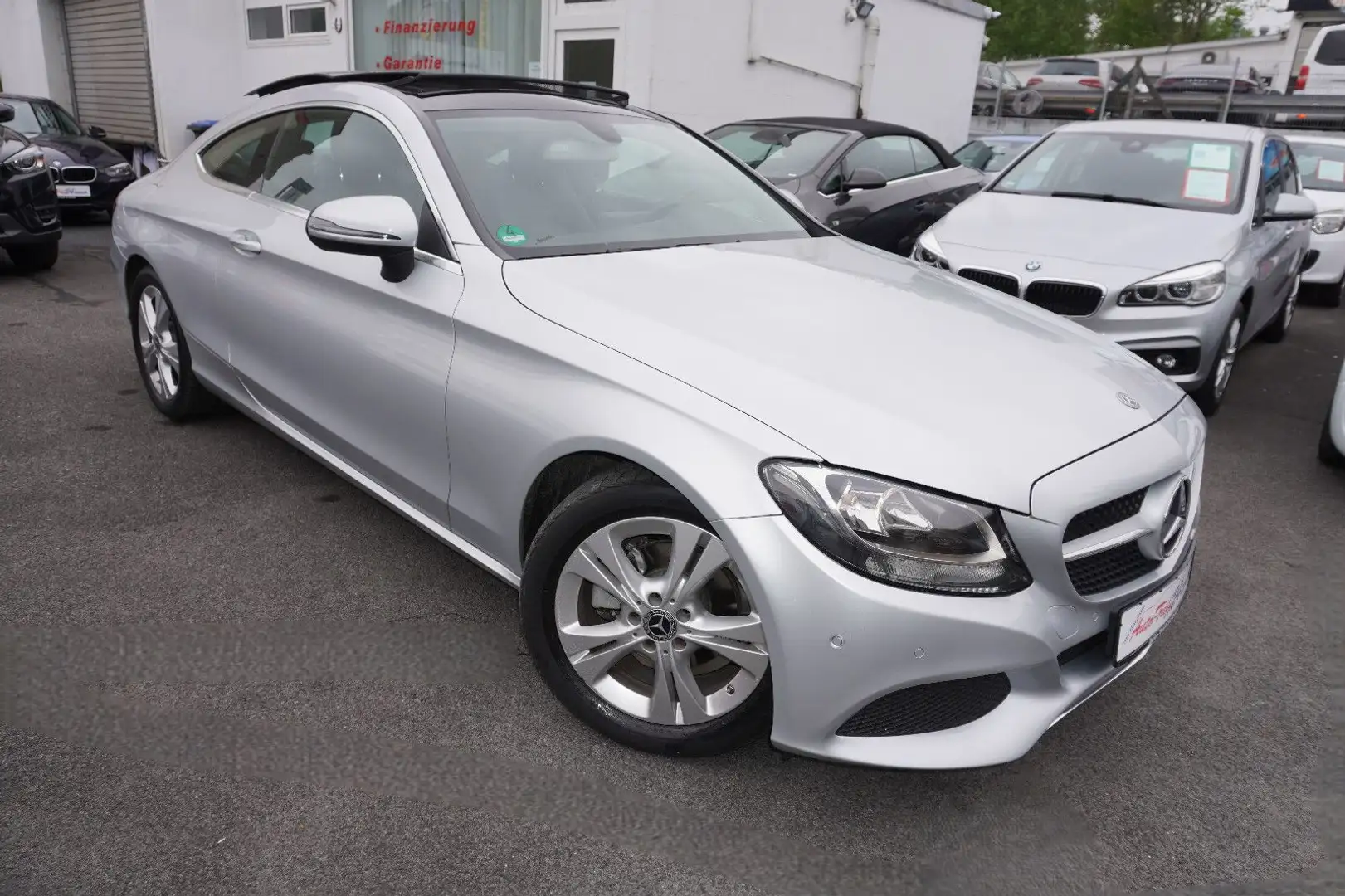 Mercedes-Benz C 180 Coupe Automatik*1.Hand*28.000Km*GARANTIE* Silber - 1