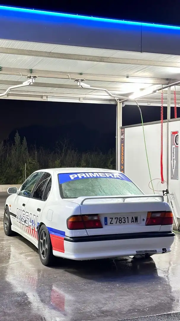 Nissan Primera 2.0 16v E GT A.A. ABS - 2