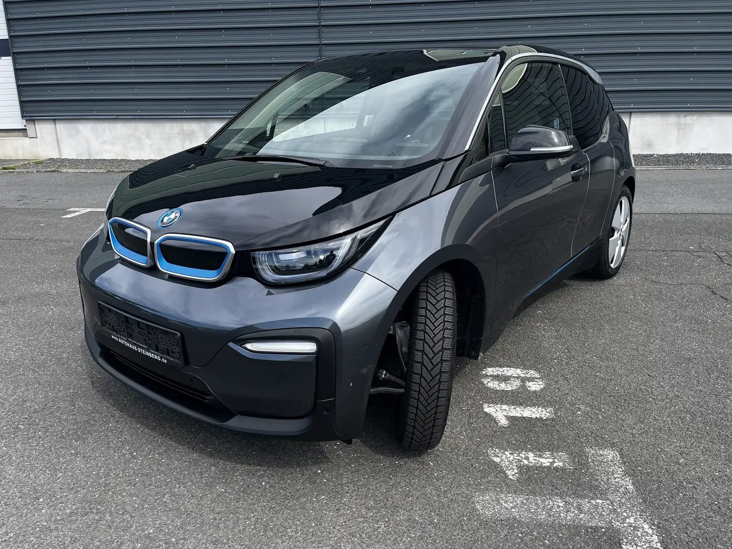 BMW i3 Grau - 1