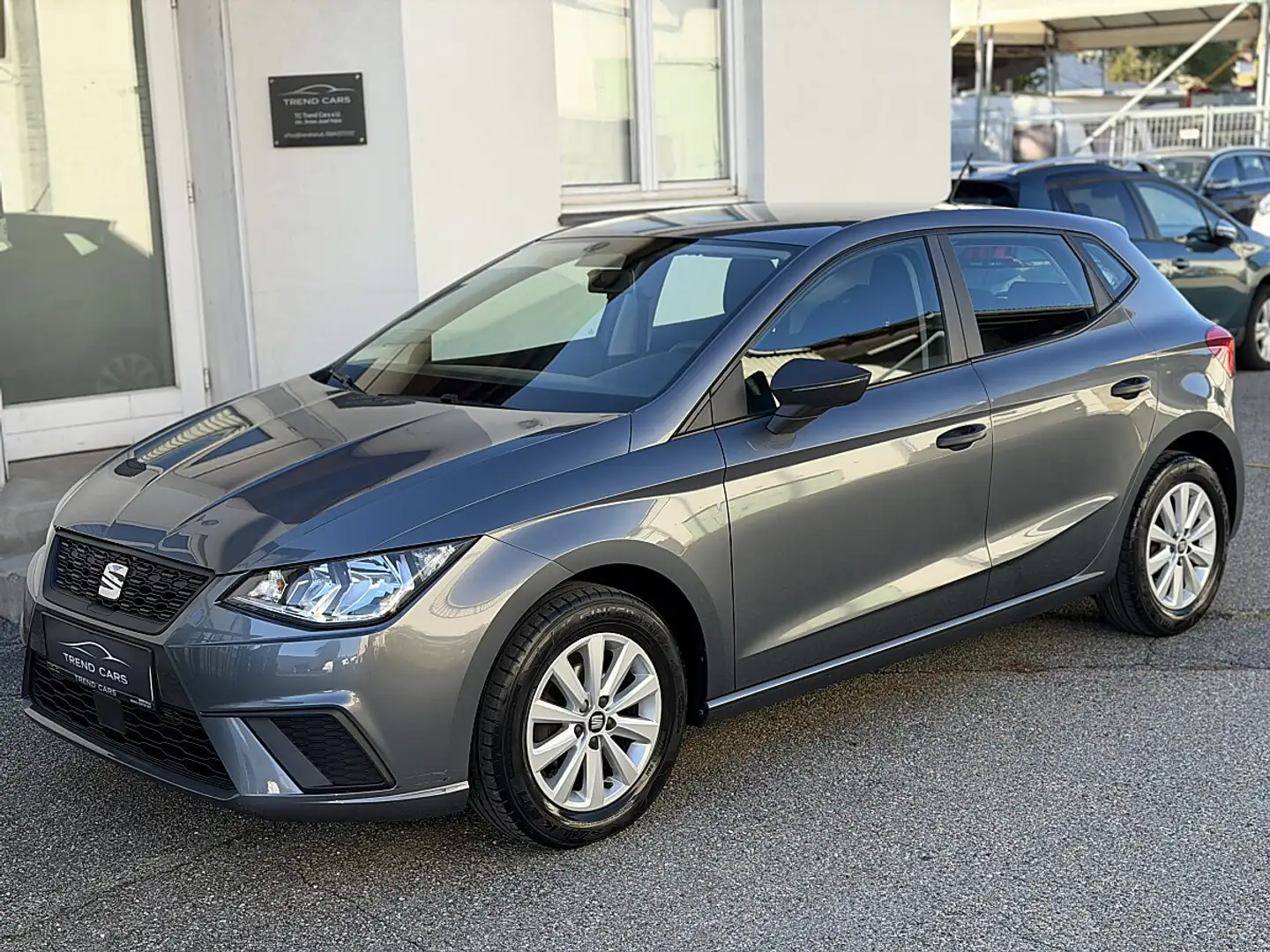 SEAT Ibiza 1.0 MPI | 75 PS | SERVICE | PICKERL | 8-FACH Grau - 1