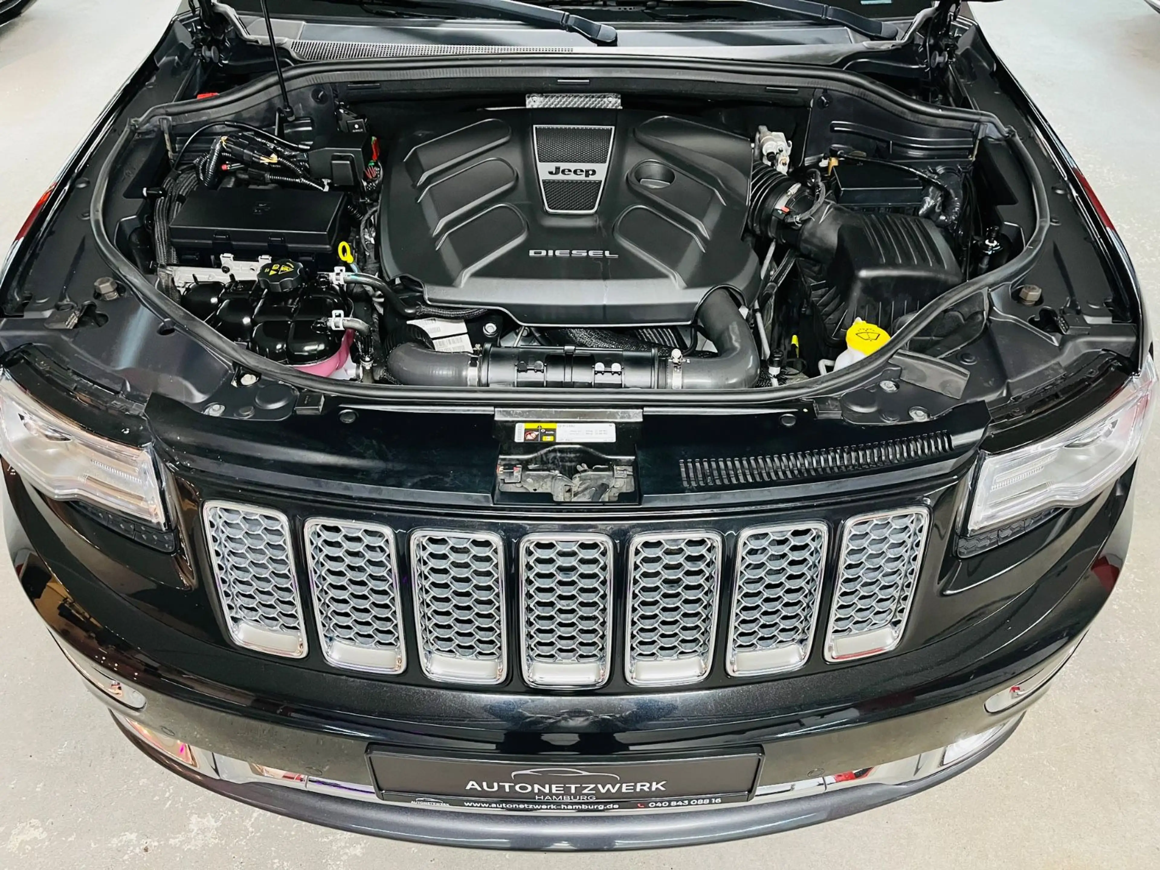 Jeep Grand Cherokee 3.0 CRD Summit 4x4 Panoramadach — photo 12