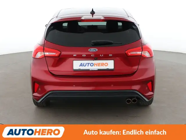 Ford Focus view 5