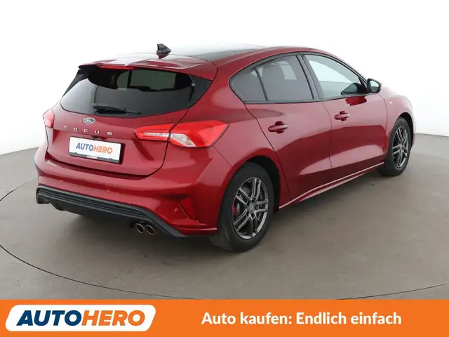 Ford Focus view 6