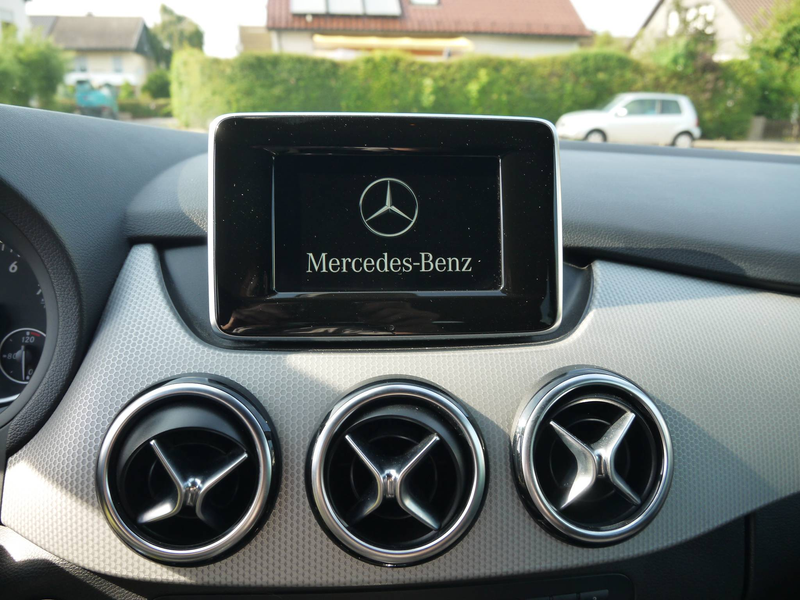 Mercedes-Benz B 180 B 180*sehr gepflegt*Sport-Paket*Bi-Xenon*Navi*SHZ*Inspektion neu* — photo 12