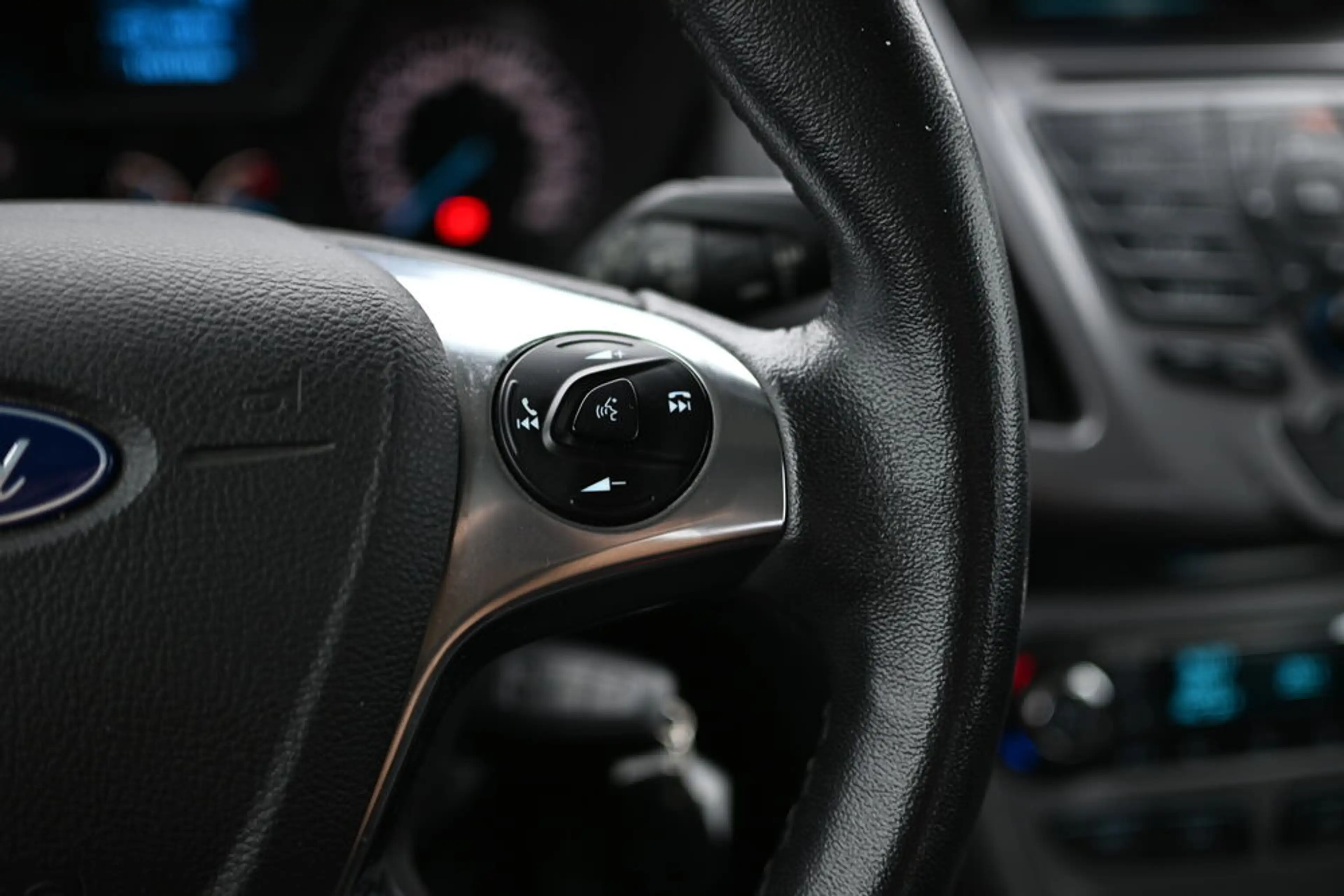 Ford Tourneo Connect Trend 1,5 TDCi Start/Stop — photo 12