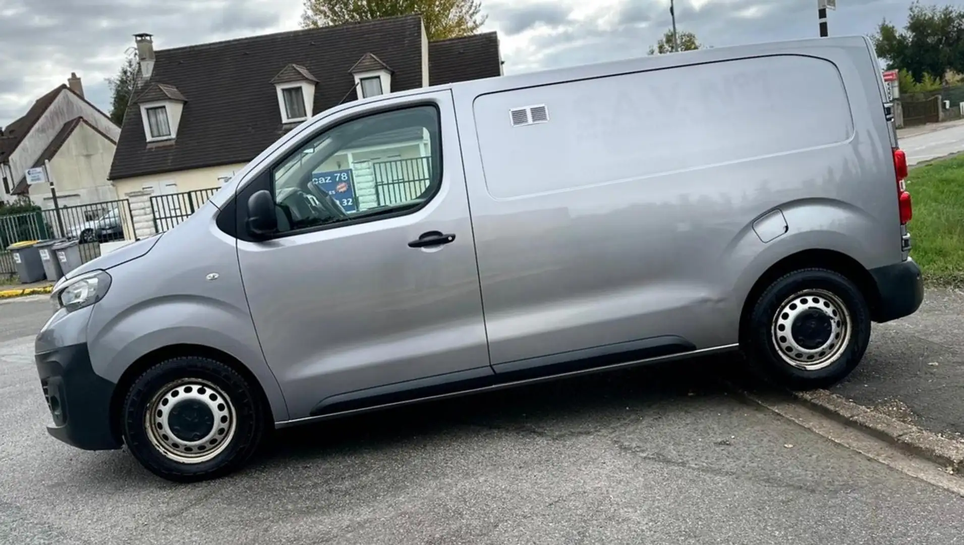 Peugeot Expert Asphalt L2 2.0 HDi 180CV BVA8 11659HT ENTRETIEN COMPLET ET A JOUR Grigio - 2