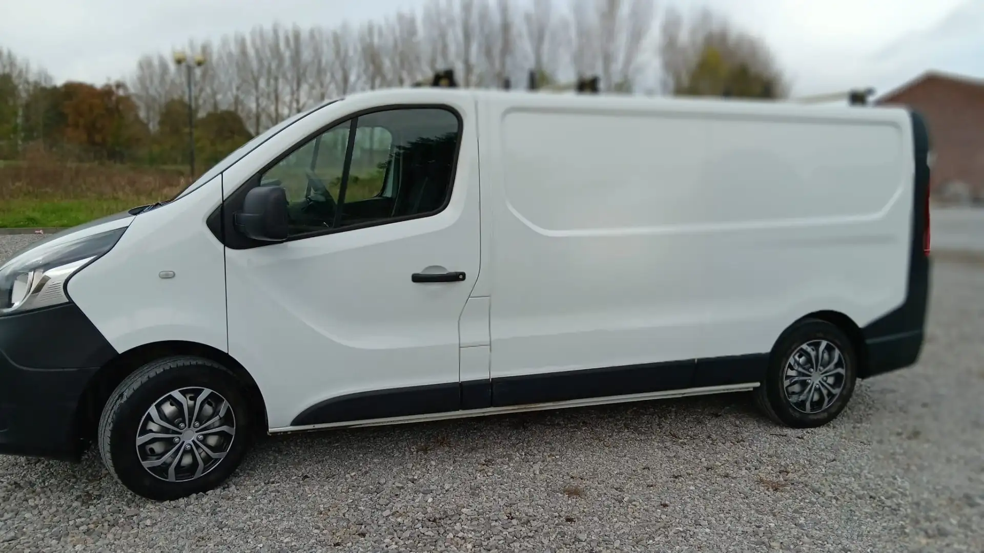 Nissan NV300 2.0 dCi L2H1 Acenta Blanc - 2