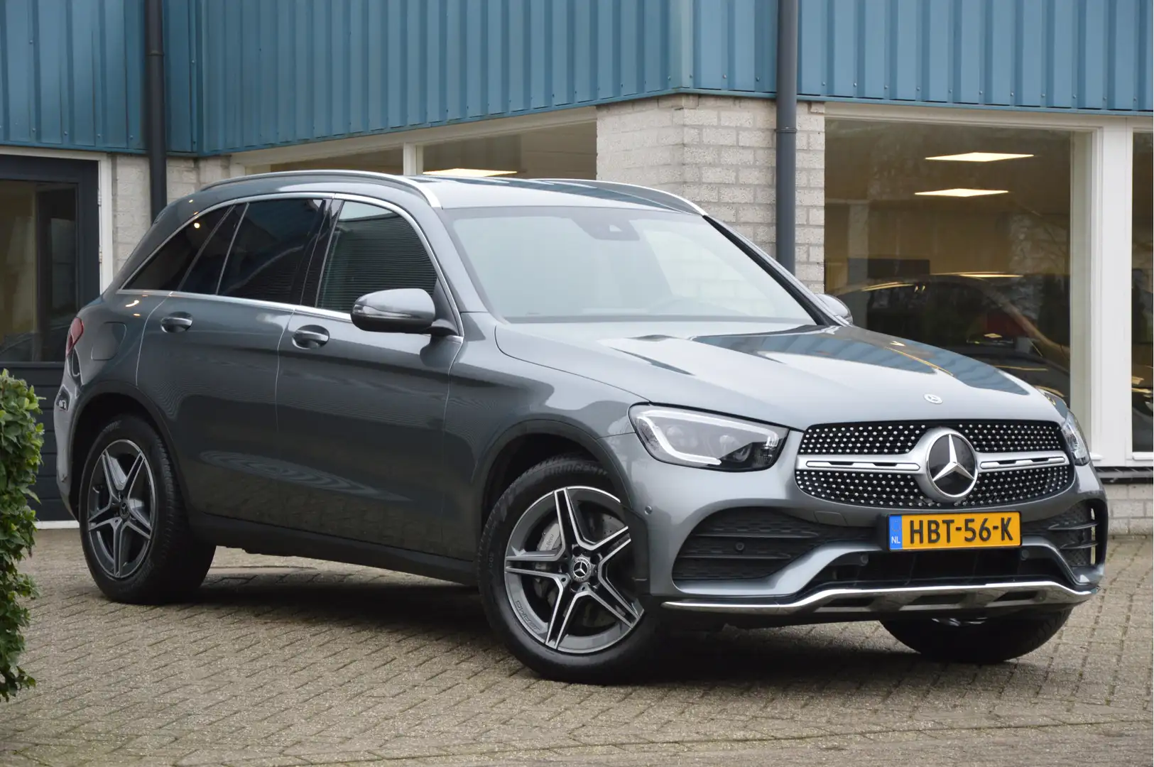 Mercedes-Benz GLC 300 4MATIC AMG-LINE | LED | SFEERVERLICHTING | TREKHAA Gris - 2