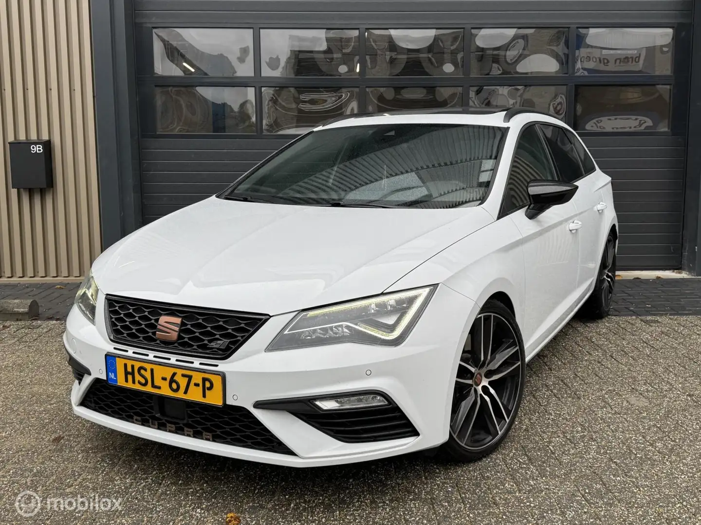 SEAT Leon ST 2.0 TSI 4DRIVE CUPRA 300 | Pano | Milltek | ST2 Blanc - 2
