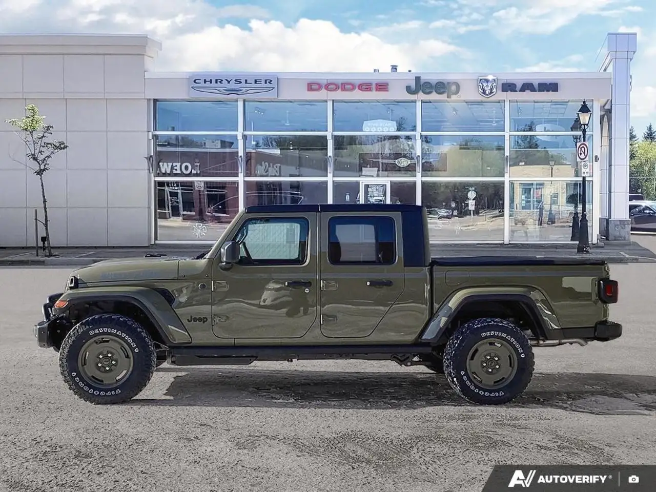 Jeep Gladiator снимка Jeep Gladiator