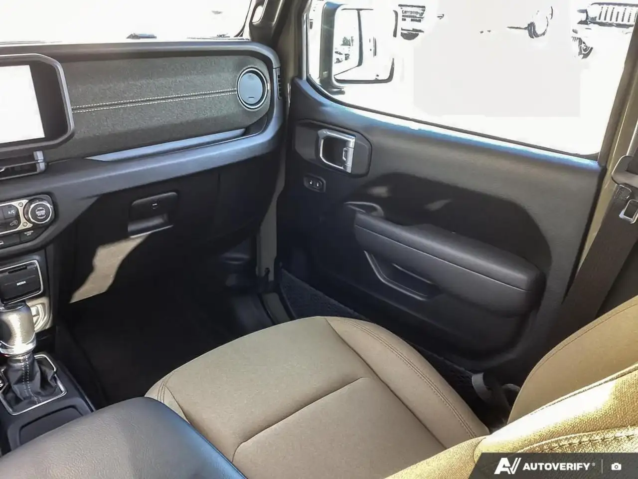 Jeep Gladiator снимка Jeep Gladiator