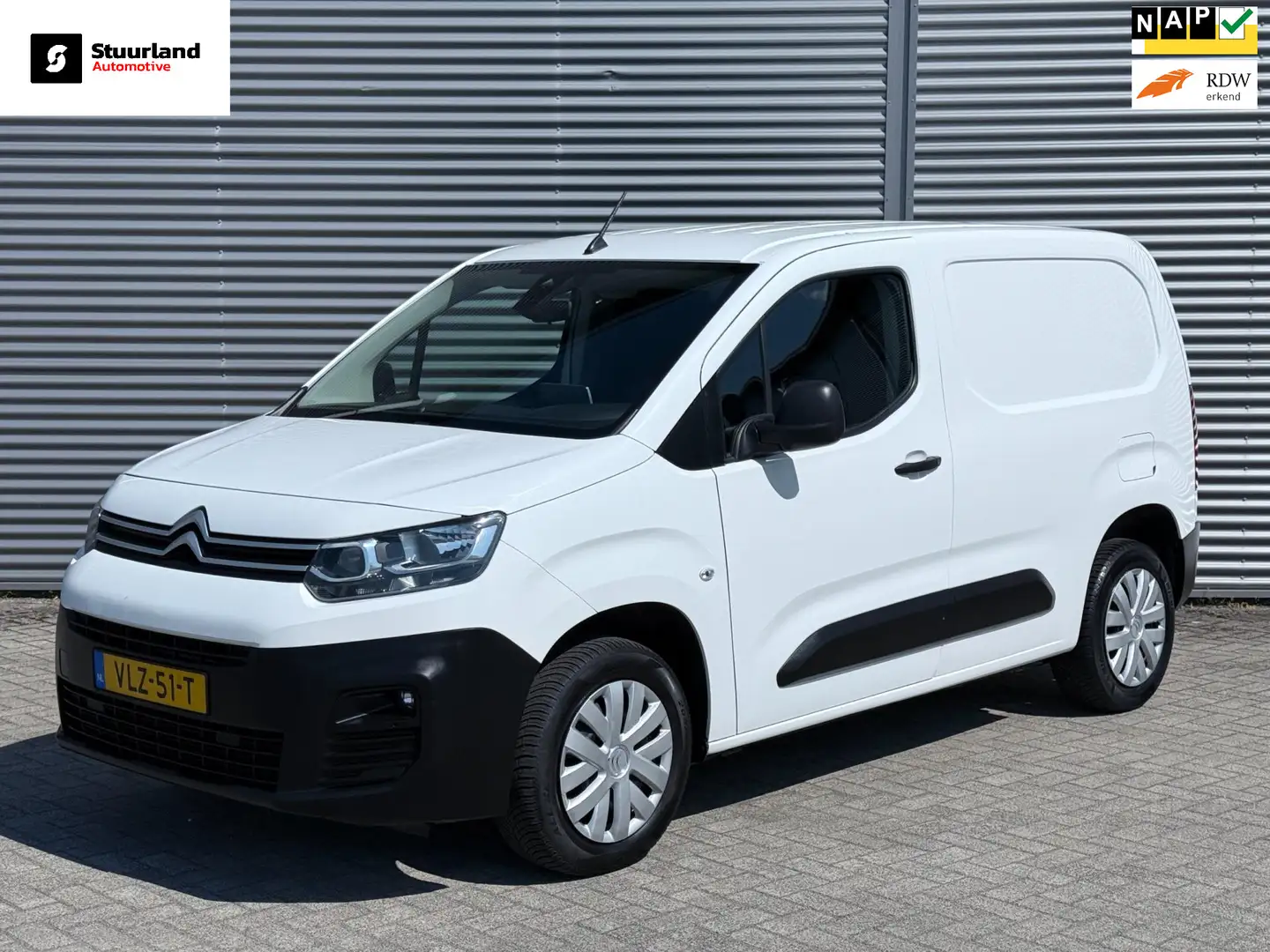 Citroen Berlingo 1.5 BlueHDi 130 Aut/ Airco/ 3zits/ Apple Carplay/ Wit - 1