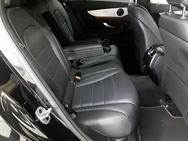 Mercedes-Benz GLC view 14