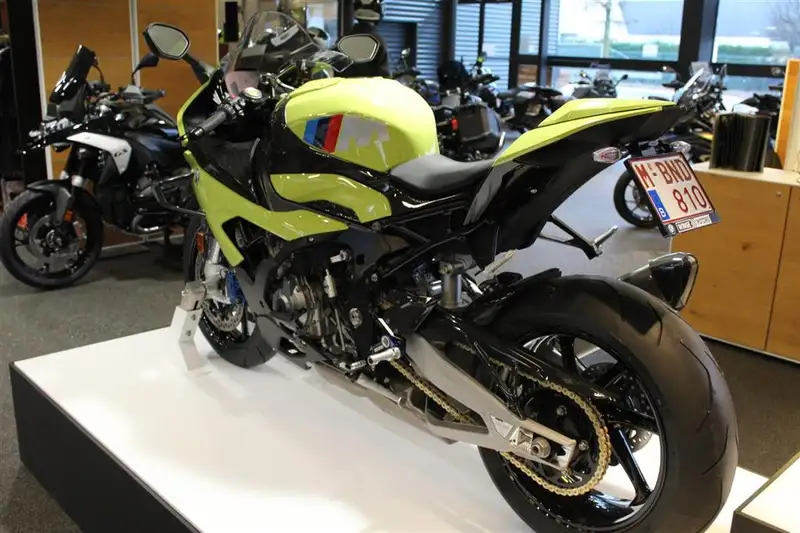 BMW M 1000 RR - foto 8