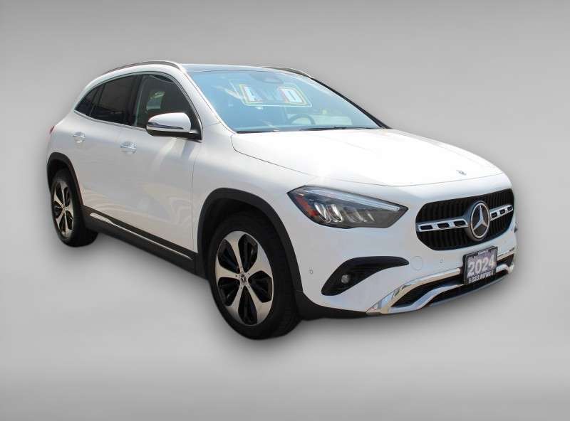 2024 Mercedes-Benz GLA Hybrid*AWD*Heated Leather*Moon Roof*Surround Cam