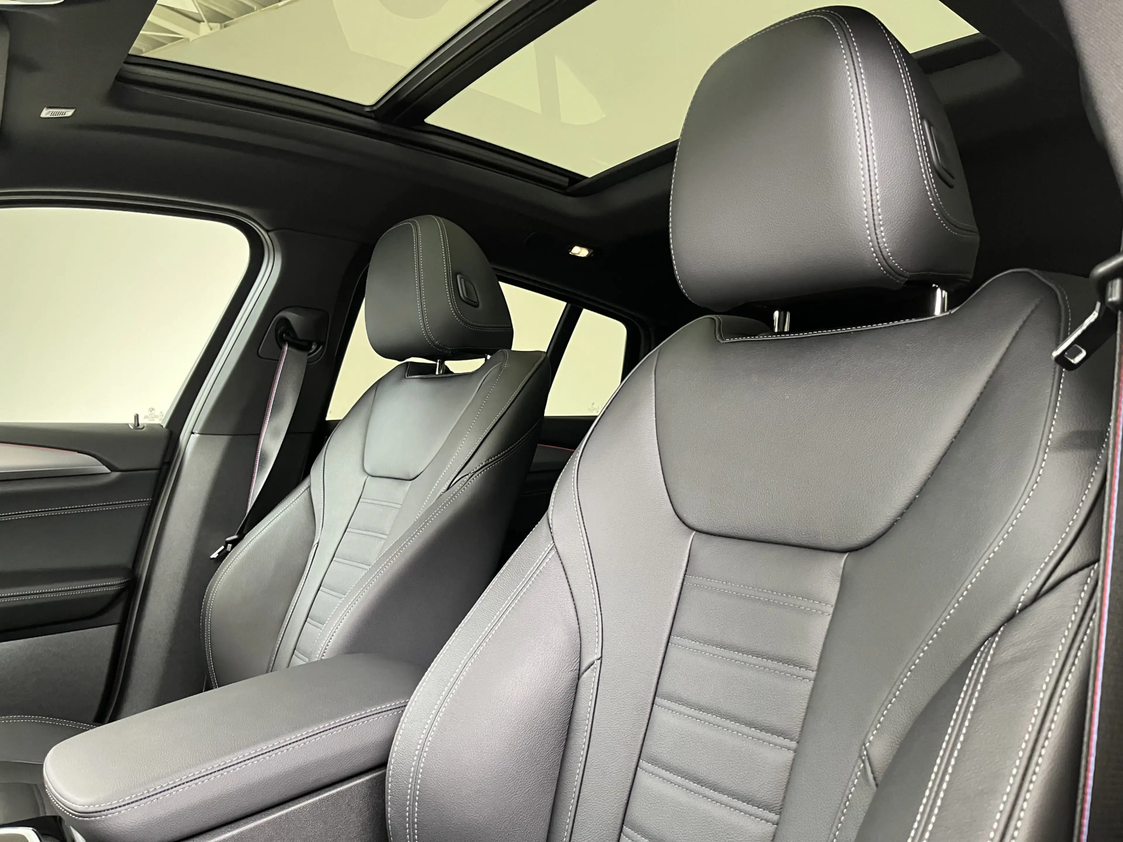 BMW X4 xDrive30i High Executive | M Sport Plus Pack | Bus — photo 7